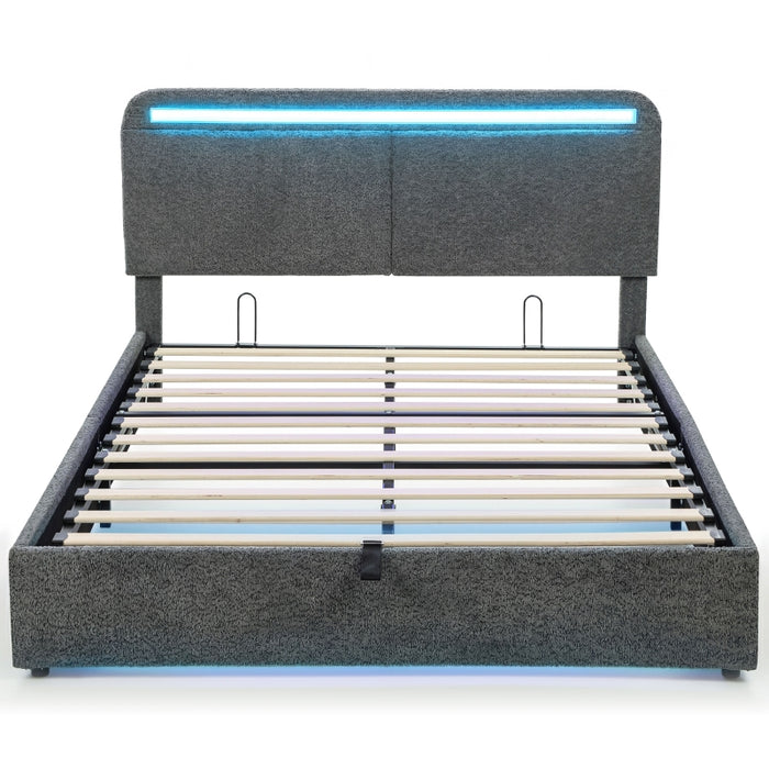 Lit coffre 140x190 en velours gris avec bandeau LED allumé et sommier à lattes relevé