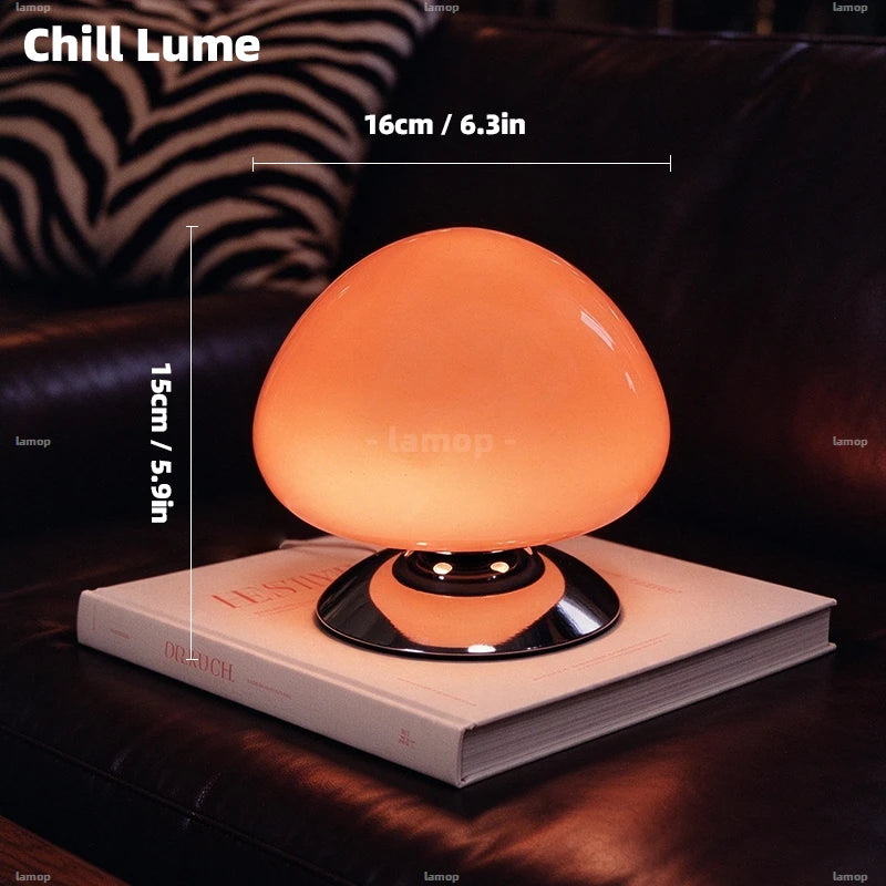 Dimensions de la lampe champignon en verre : 16 x 15 cm